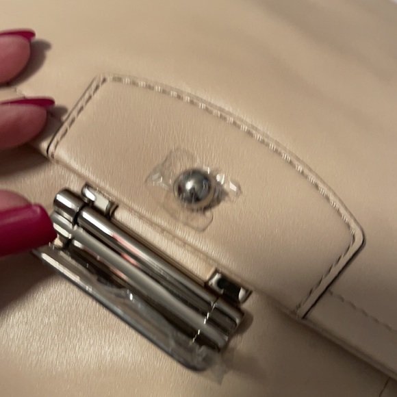 NWOT, COACH Kristin Champagne Hobo, GORGEOUS! - Picture 6 of 10